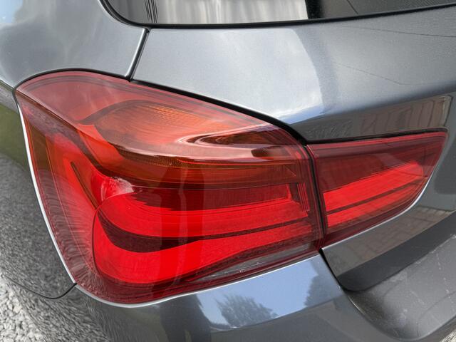 BMW 1-SERIE 118i High Executive M-sportpakket 5-drs