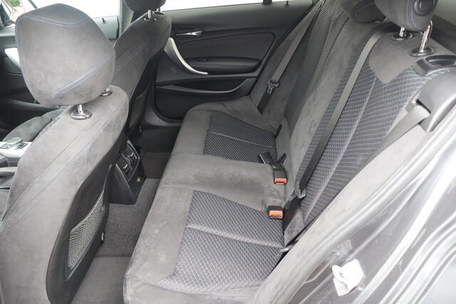 BMW 1-SERIE M140i High Executive