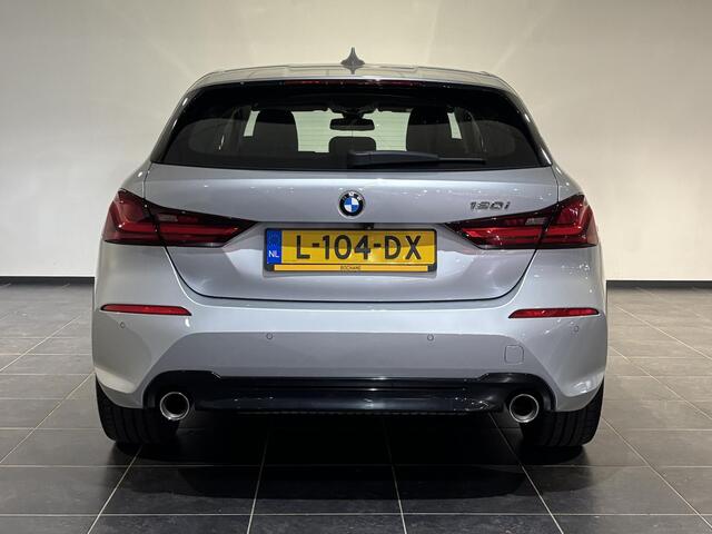 BMW 1-SERIE 120i High Executive | Sport line | Apple Carplay/Android auto | Parking Pack | Audio Media Pack |