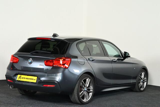 BMW 1-SERIE 118i M-Sport High Executive / Panorama / Camera / Navigatie / LED