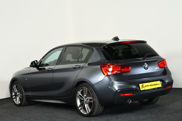 BMW 1-SERIE 118i M-Sport High Executive / Panorama / Camera / Navigatie / LED