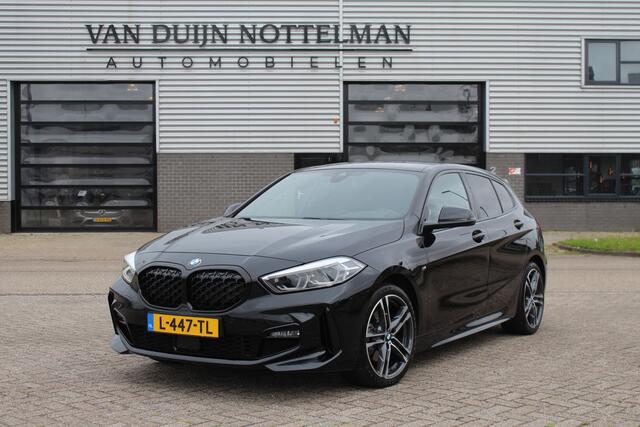 BMW 1-SERIE 118i Business Edition M Sport / Carplay / LED / N.A.P.