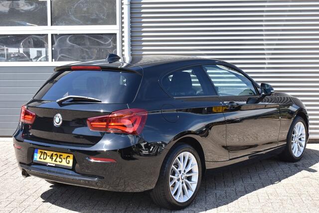 BMW 1-SERIE 116i / NAVI / SPORTSTOELEN / BLACK / 17 / M PAKKET