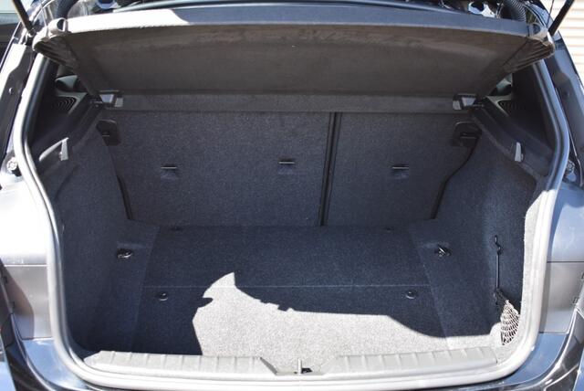 BMW 1-SERIE 116i / NAVI / SPORTSTOELEN / BLACK / 17 / M PAKKET
