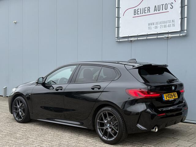 BMW 1-SERIE 118i Executive Edition Automaat M-Pakket/Carplay.