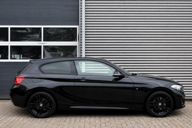 BMW 1-SERIE 118I HIGH EXECUTIVE / M PAKKET / NL AUTO / 1E EIGENAAR