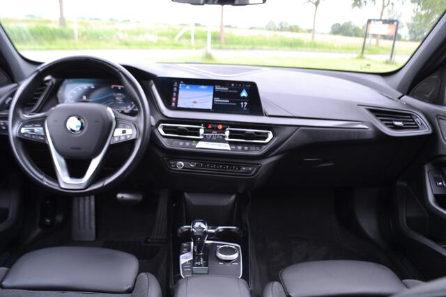 BMW 1-SERIE 118i Automaat | Sportline Business Edition | Carplay | Panoramadak | Dealeronderhouden.