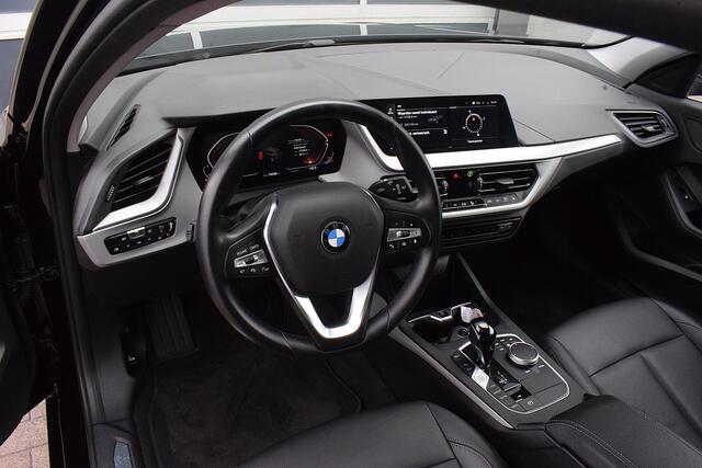 BMW 1-SERIE 118i | Leder | Apple Carplay | Stoelverw. | ACC