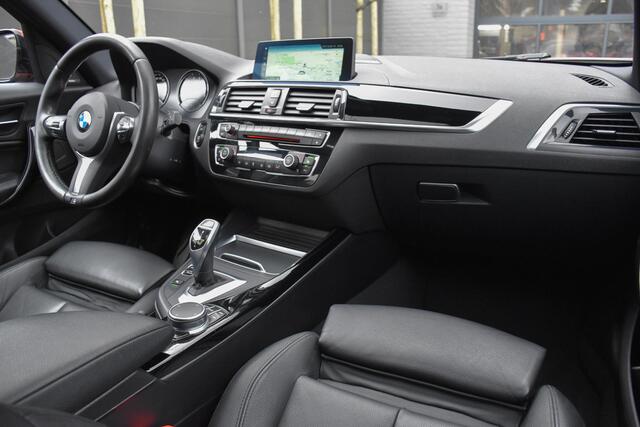 BMW 1-SERIE 120i M Sport | Schuifdak | Carplay | Leer