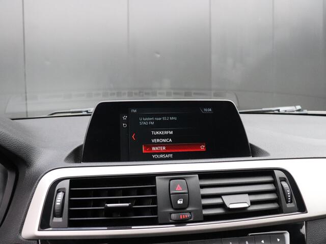 BMW 1-SERIE 116i Executive | LED | CRUISE | NAVI | PDC | CLIMATE |