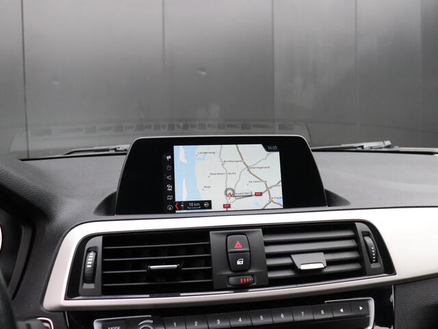 BMW 1-SERIE 116i Executive | LED | CRUISE | NAVI | PDC | CLIMATE |