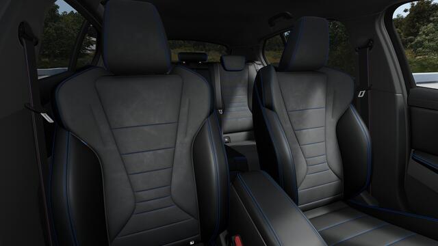 BMW 1-SERIE 120 M Sport Automaat / Achteruitrijcamera / Comfort Access / Adaptieve LED / Stoelverwarming / M Adaptief onderstel / Stuurverwarming