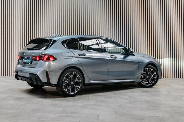 BMW 1-SERIE Limousine 120 M Sport | PANO | ACC