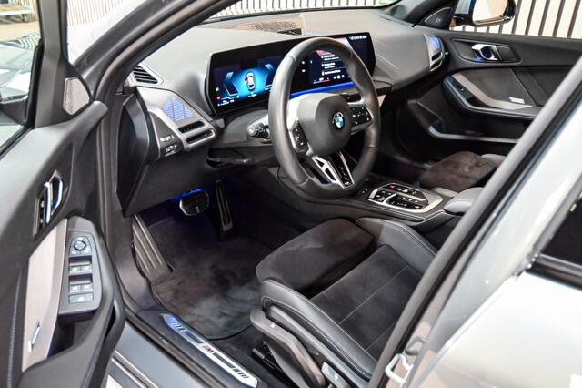 BMW 1-SERIE Limousine 120 M Sport | PANO | ACC