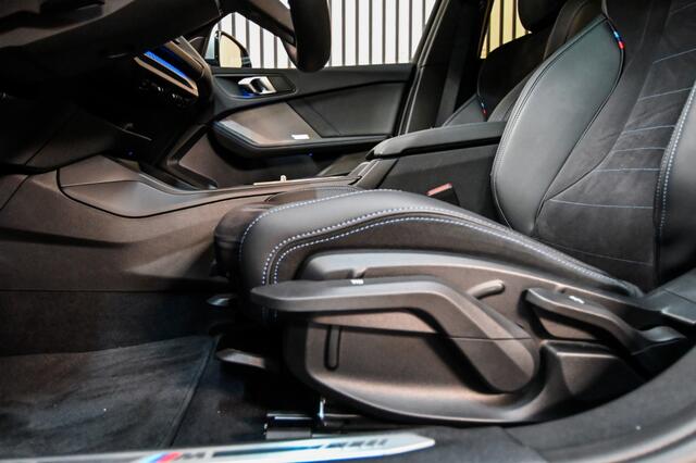 BMW 1-SERIE Limousine 120 M Sport | PANO | ACC