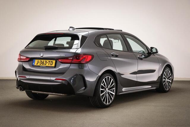 BMW 1-SERIE 118i M-Sport High Executive Edition | PANORAMADAK | DAB | APPLE | STOELVERWARMING | 18"