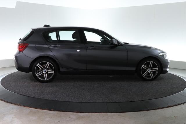 BMW 1-SERIE 118i Corporate Lease Executive | CRUISE | CLIMA |