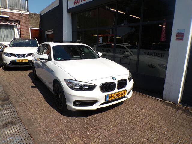 BMW 1-SERIE 118i High Executive Automaat 2 EIGENAAR,CAMERA,PDC,SCHUIFDAK !!! LET OP DONDERDAG EN VRIJDAG TROPEN TIJDEN VAN 07:00 tot 14:00 !!