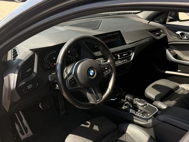 BMW 1-SERIE 118i M-Sport Executive Edition | Apple Carplay | Harman Kardon | Leder | LED | Cruise | Achteruitrijcamera |