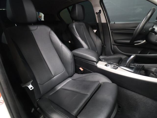 BMW 1-SERIE 118i High Executive [SCHUIFKANTELDAK, STOELVERWARMING, BLUETOOTH, CRUISE, PDC V+A, LED, VOL LEDER, NAVIGATIE, NIEUWSTAAT]
