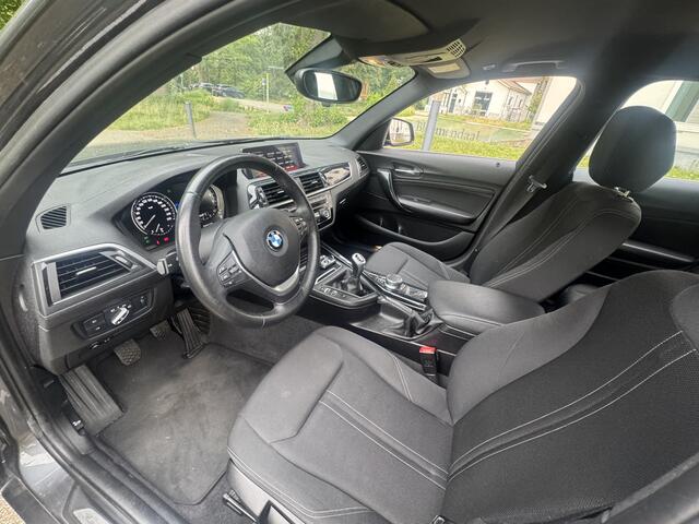 BMW 1-SERIE 118 i 5 deurs, 11.000 km p/jr !