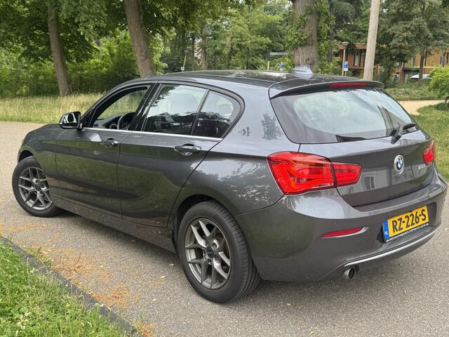 BMW 1-SERIE 118 i 5 deurs, 11.000 km p/jr !