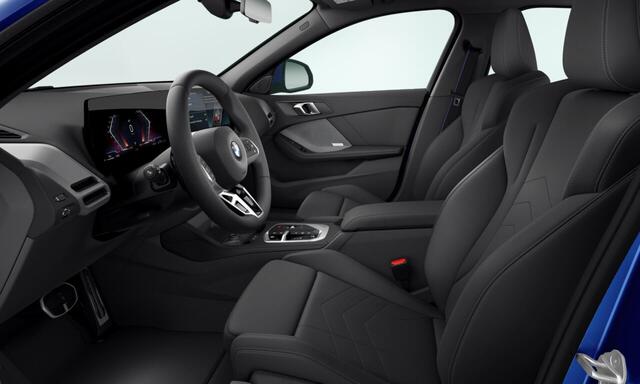 BMW 1-SERIE 120 | M-Sport Pro | 19'' | Panorama. | Harman/Kardon | Stuur + Stoelverw. | Comf. Acc. | Driv. Ass. | Camera