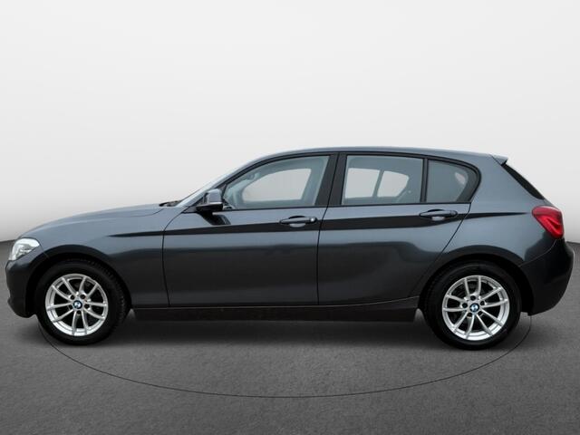 BMW 1-SERIE 118i Executive Aut. | Nav | Sportstuurwiel | Climate control | L