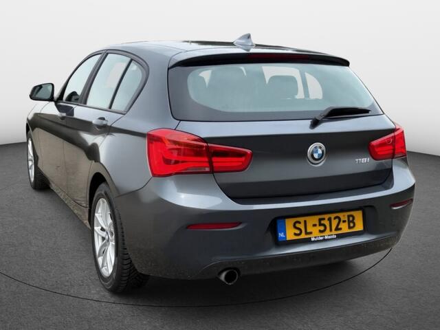 BMW 1-SERIE 118i Executive Aut. | Nav | Sportstuurwiel | Climate control | L