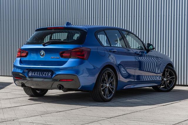 BMW 1-SERIE M140i Edition Shadow Executive | 53.000KM | 1e Lak | H/K | Navi Prof | Adap. M Onderstel