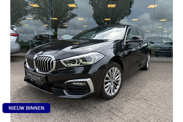 BMW 1-SERIE 118i Business Edition Plus ** Automaat ** Leder ** Carplay ** Stoelverwarming Alarm klasse 3 ** NL auto ** NAP!!