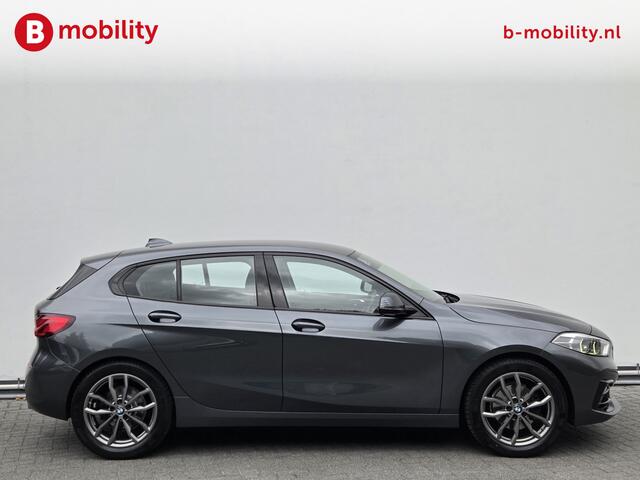 BMW 1-SERIE 118i High Executive Sportline Apple CarPlay | Stoelverwarming | Sportstoelen | PDC | Cruise Control