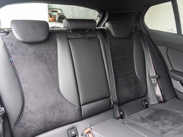 BMW 1-SERIE 123 xDrive 5-deurs | M Sportpakket Pro | Innovation Pack