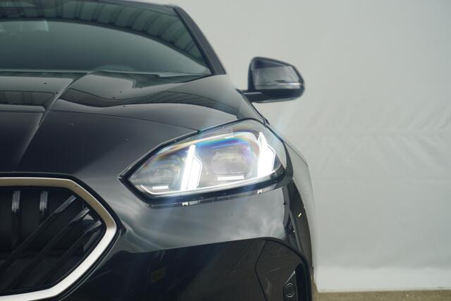 BMW 1-SERIE 120 | M Sportpakket | Harman Kardon | Comfort Acces | Stuurwielrand verwarmd