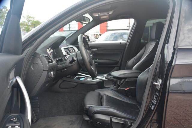 BMW 1-SERIE 118i Executive | M-pakket | Navigatie | Sportstoelen | Leer | PDC | NL auto!! |