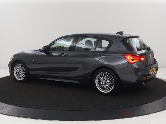 BMW 1-SERIE 118i High Executive M-sport | Leder | Full LED | Climate control | Stoelverwarming | Park assist | Cruise control | DAB | Bluetooth | Sfeerverlichting |