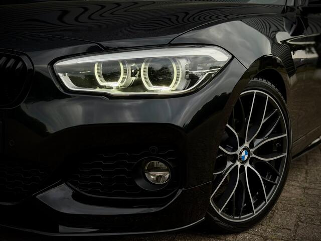 BMW 1-SERIE 118i M-PERFORMANCE LEDER|HiFi|CARPLAY|19'' M|LED