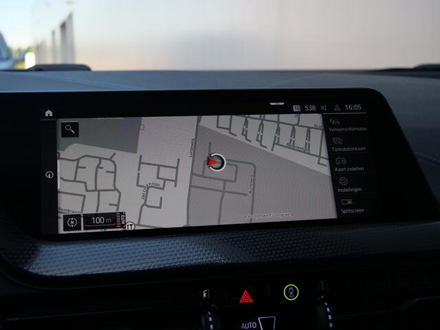 BMW 1-SERIE 116i M-sport 109Pk Automaat Apple Carplay / Camera / PDC / Navi / Keyless entry