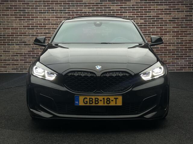 BMW 1-SERIE M135i xDrive Executive