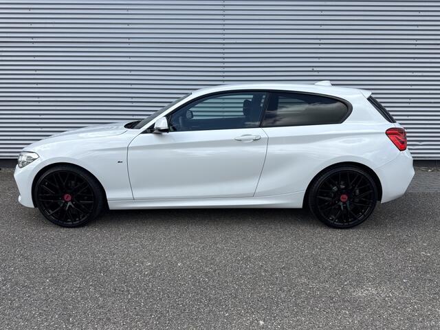 BMW 1-SERIE 118i Ed. M-sport Automaat climate Cruise 20"LMT PDC LED Stoelverwarming