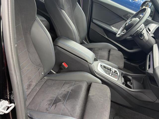 BMW 1-SERIE 120 M-Sport Pro | Panorama | Camera | Stoelverwarming | Premium Pack