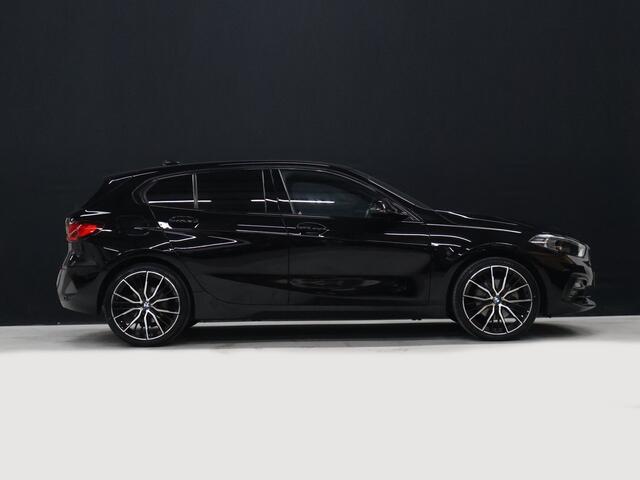 BMW 1-SERIE 118i Executive Edition [ADAPTIVE CRUISE, SPORT LINE, APPLE CARPLAY, ANDROID, STOELVERWARMING, LED, PDC V+A, CLIMATE CONTROL, NAVIGATIE, PRIVACY GLASS, DAB, BLUETOOTH, NIEUWSTAAT]
