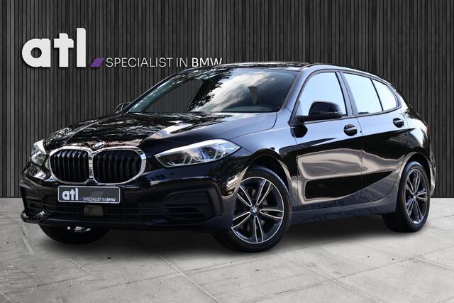 BMW 1-SERIE 116i Aut | Carplay | LED | Navi | Stuurwielverwarming | Stoelverwarming | Sportstoelen | PDC V+A | Elektrische achterklep | Etc.
