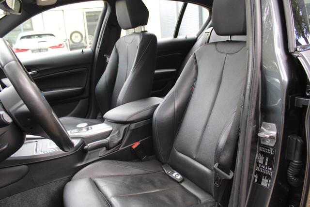 BMW 1-SERIE 118i Edition M Sport Shadow | Schuifdak | Leder | LED