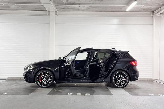 BMW 1-SERIE 118i | High Executive | M-Sport | Harman Kardon | Panoramadak |