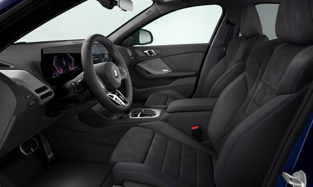 BMW 1-SERIE 120 M-Sport Pro | Zwart dak | Harman Kardon | Privacy Glass | 19" | Premium Pack