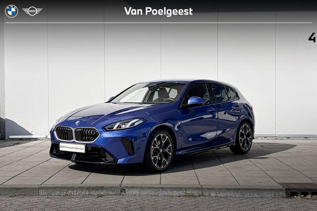 BMW 1-SERIE 120 M-Sport 18 Inch / Getinte Ramen Achter / Driving Assistant / Adaptief M Onderstel / Achteruitrij Camera