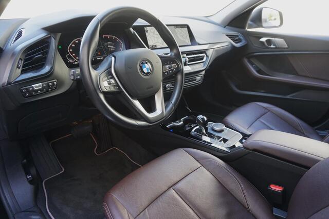 BMW 1-SERIE 118i Business Edition Luxury/Leer/1e Eigenaar/ CarPlay/LED.