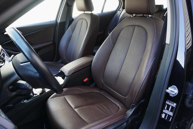 BMW 1-SERIE 118i Business Edition Luxury/Leer/1e Eigenaar/ CarPlay/LED.