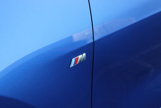 BMW 1-SERIE 120 M Sport Automaat / Sportstoelen / Achteruitrijcamera / M Adaptief onderstel / Driving Assistant